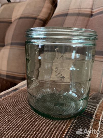 Банка стеклянная от кремовзбивалки СССР