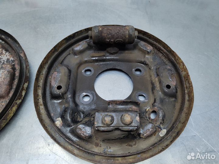 Тормозной цилиндр Mitsubishi Lancer 6 (C62A) 1991г