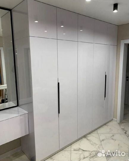 Шкаф в спальню