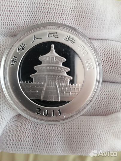 10 юаней Панда 2011г.серебро 999пр