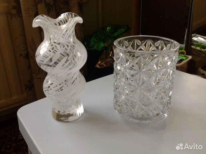 Вазы для цветов,молочное стекло из СССР, керамика