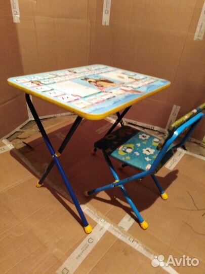 Столик и стульчик для детей складной
