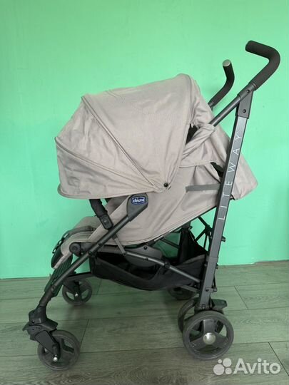 Прогулочная коляска chicco