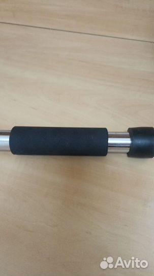 Турник распорный в проем бу