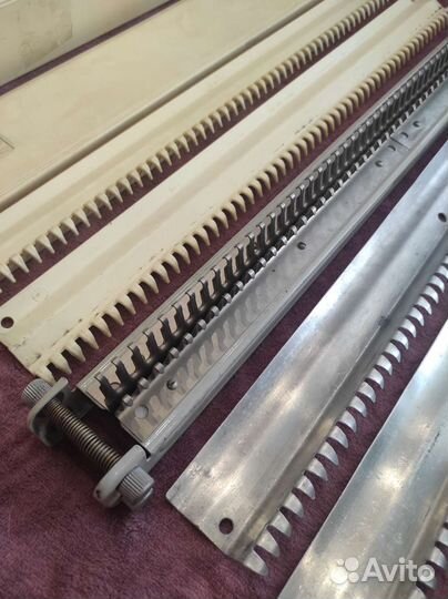 Вязальная машина Сударушка