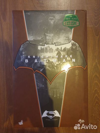 Hot Toys MMS372 Knightmare Batman Exclusive