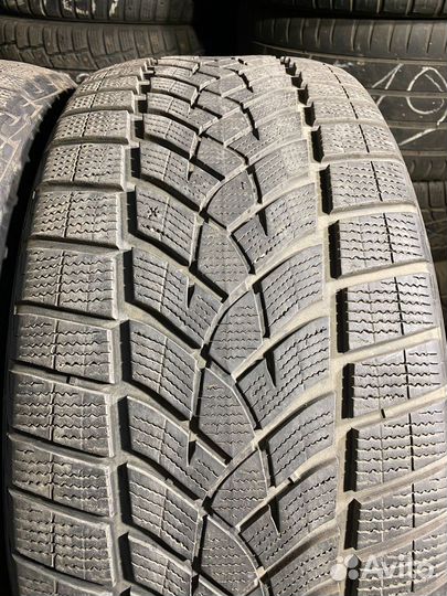 Goodyear UltraGrip Performance SUV Gen-1 275/45 R21 110V