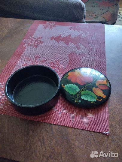 Шкатулка деревянная