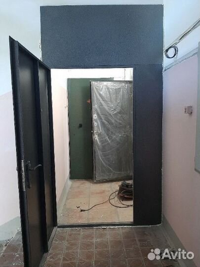 Дверь входная металлическая