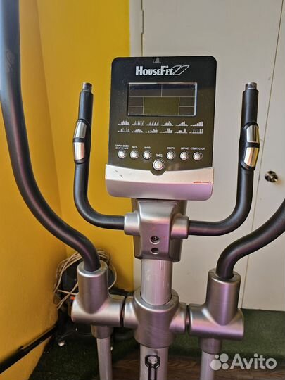 Тренажер Эллипсоид HouseFit