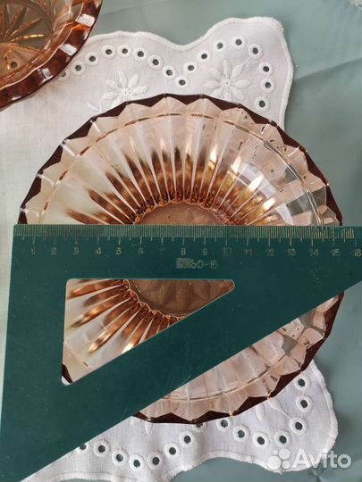 Конфетницы вазочки цветное стекло