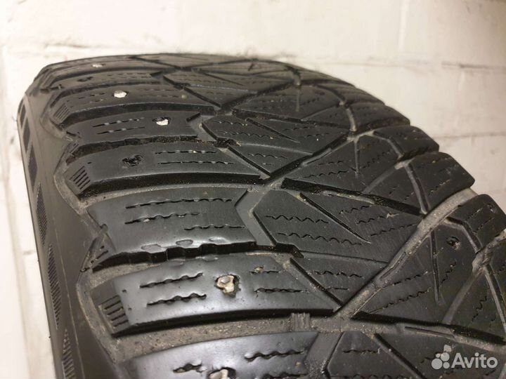 Dunlop Ice Touch 215/45 R17