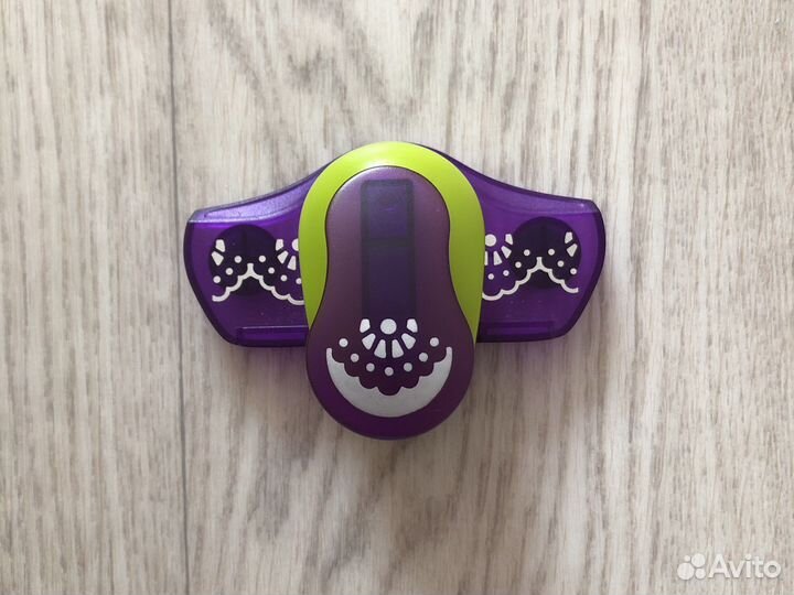 Дырокол для края