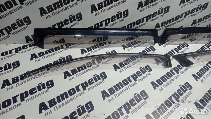 Ветровик Toyota Ipsum ACM26 2AZ-FE 06.2003