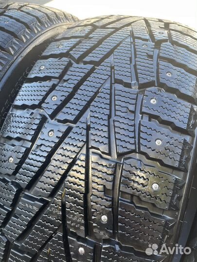 Roadstone Winguard WinSpike SUV 255/55 R18