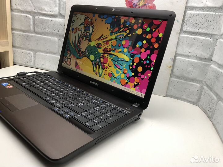 Мощный ноутбук Samsung (intel core i3)