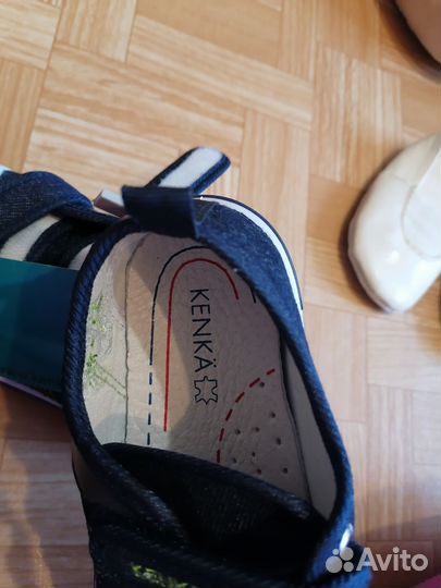 Кроссовки для ребенка