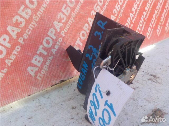 Замок задний правый Renault Logan 2G K7M812 2015