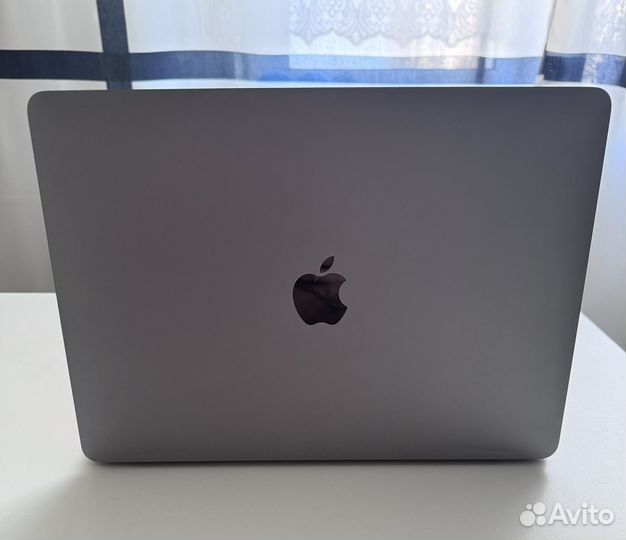 Apple MacBook Pro