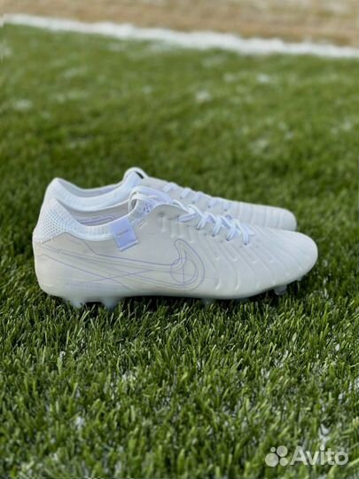 Бутсы Nike Tiempo Legend X Elite white