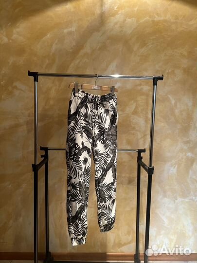 Штаны hm
