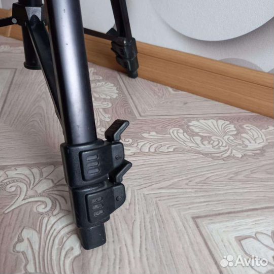 Штативов мощный