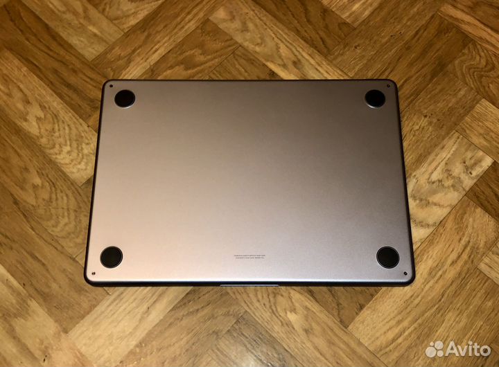 MacBook Air M2 Space Gray 8GB/256GB, 38 циклов