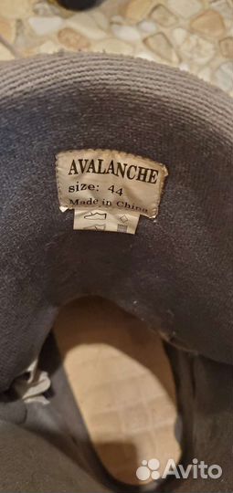 Сноубордические ботинки 44