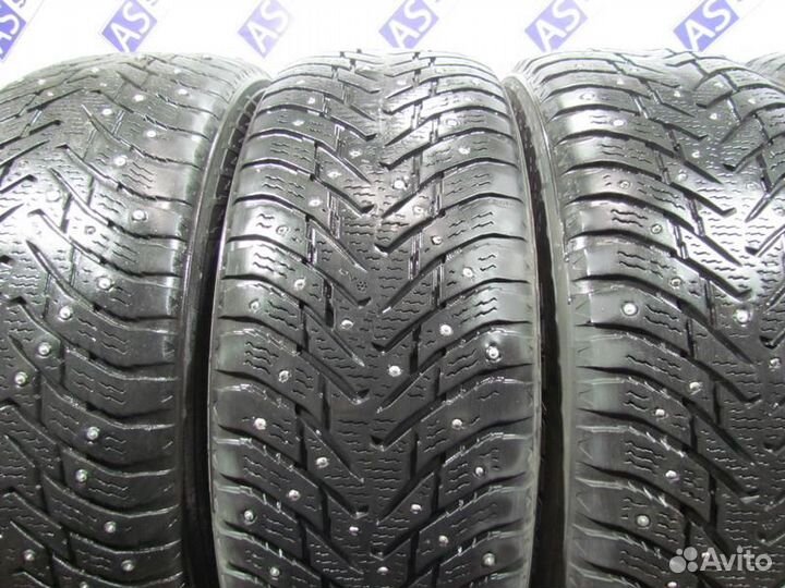 Nokian Tyres Hakkapeliitta 8 SUV 235/65 R17 88R