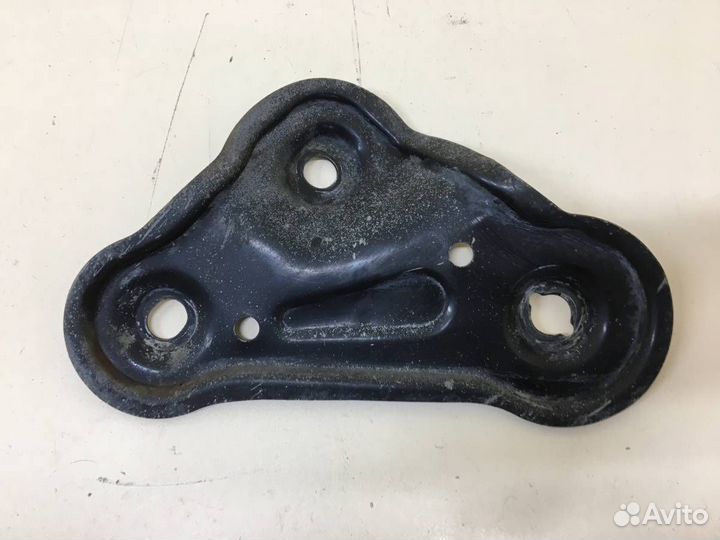 Кронштейн передней балки Hyundai Sonata 7 LF 2017