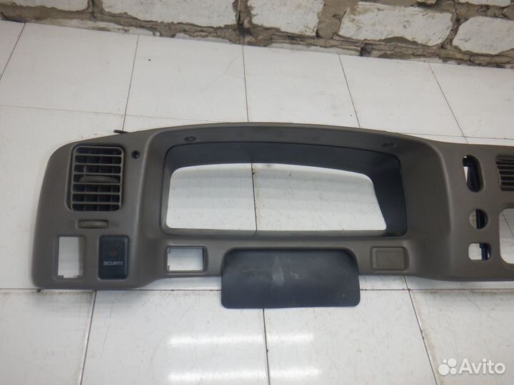 Накладка торпедо Pajero Sport Montero K9