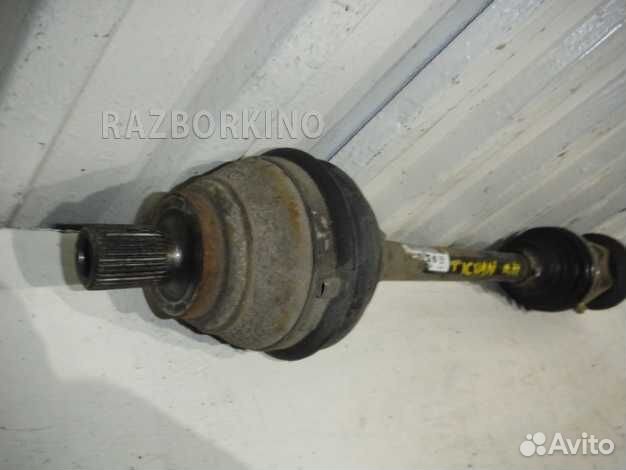 Привод передний правый