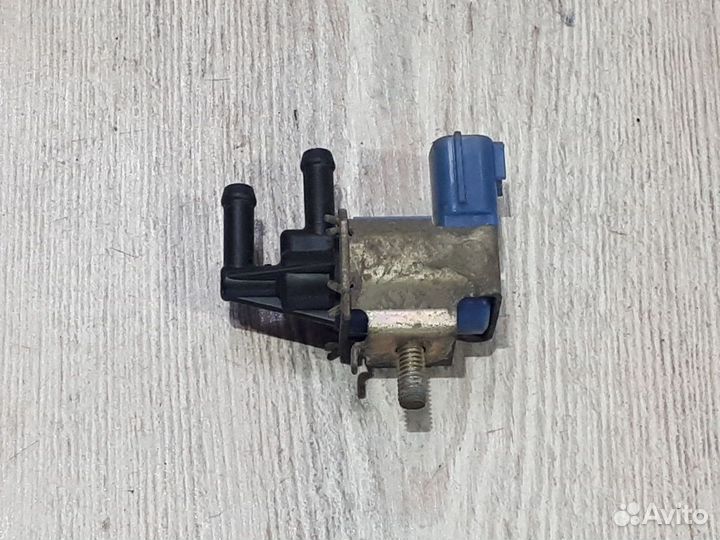 Клапан вакуумный Nissan almera classic B10