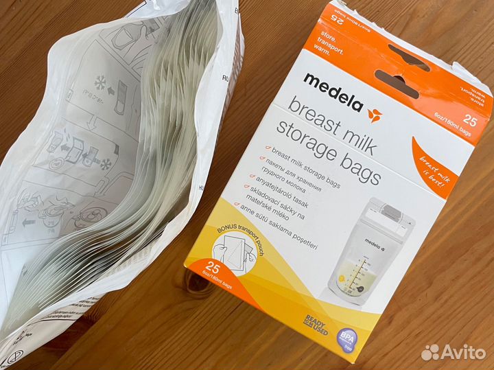 Бутылочка Medela calma и пакеты для заморозки