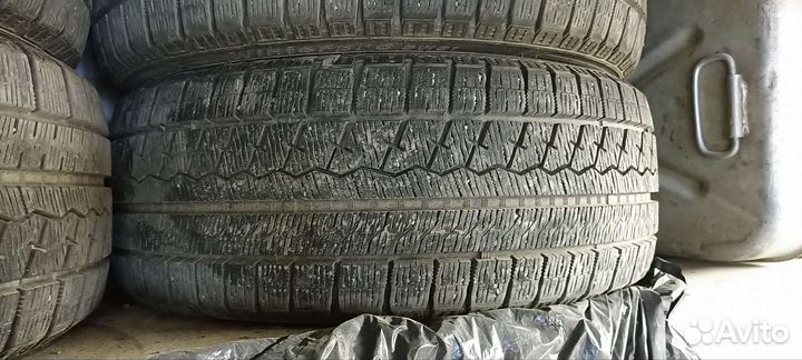 Sailun Winterpro SW61 215/45 R17 87H