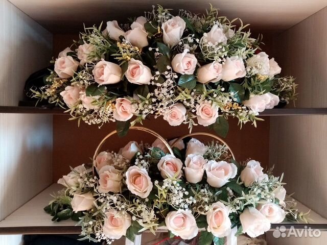 Свадебное украшение на машину