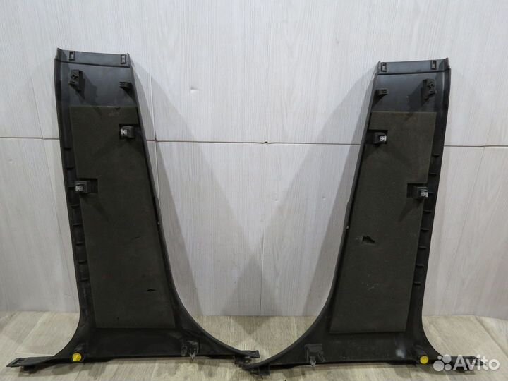 Обшивка средней стойки Ford Focus 3