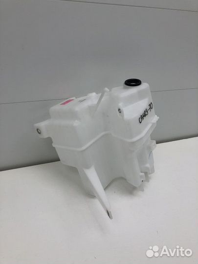 Бачок омывателя Toyota Camry V70