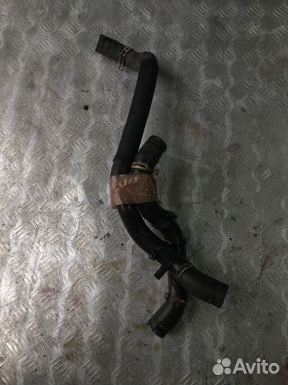 Патрубок системы охлаждения Volkswagen Polo