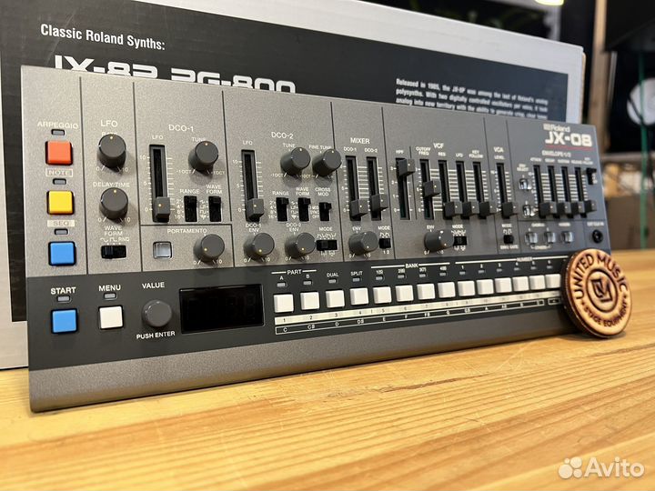 Roland JX-08 в Наличии