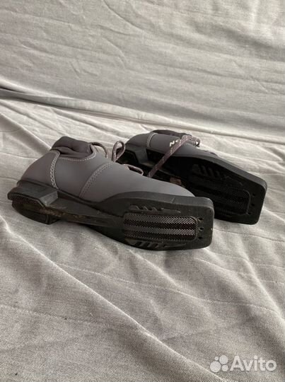 Лыжные ботинки nordik 35 размер