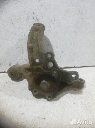 Кулак поворотный задний правый Lexus Es