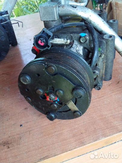 Компрессор кондиционера ford