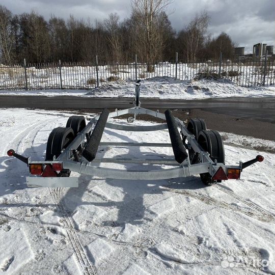 Прицеп легковой / Лодочный прицеп