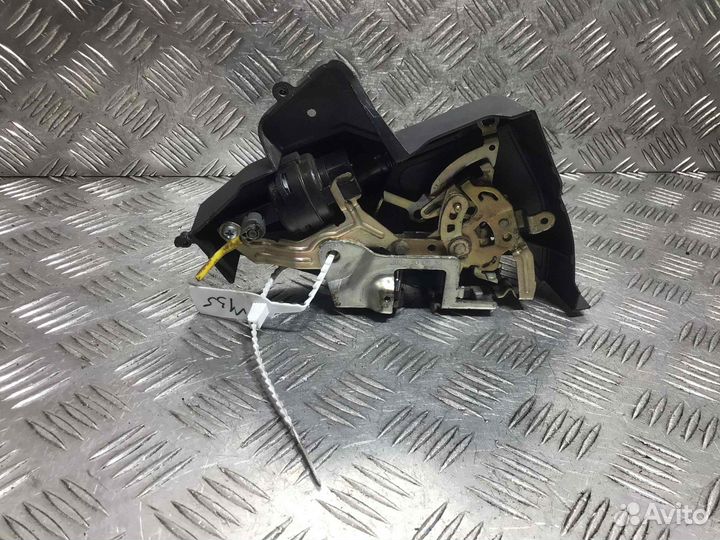 Замок двери задней правой Mercedes E-klasse A2117300635; 2117300635 611961