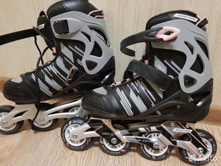 Роликовые коньки