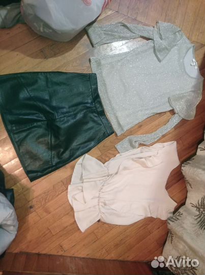 2 больших пакета фирменной одежды