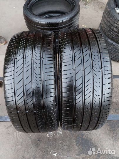 Kumho Majesty 9 Solus TA91 235/45 R17 97W