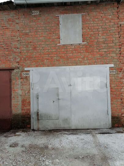 Гараж, > 30 м²