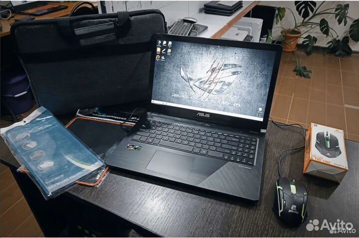 Мощные игровые ноутбуки Asus с фабрики